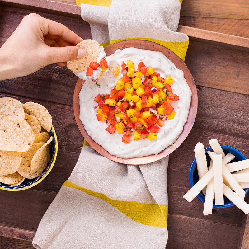Creamy Jalapeño-Mango Salsa Dip